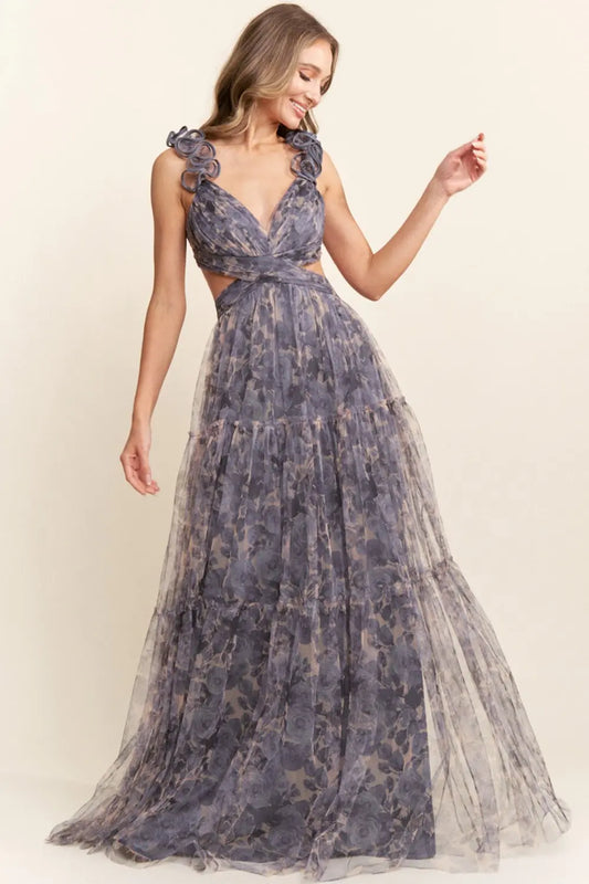 Vestido largo floral con lazo en espalda y tirantes con detalle de rosas – Azul Lavanda
