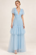 Vestido largo de tul con olanes en los hombros