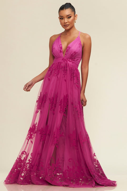 Vestido de Tul Con Flores escote V y aberturas