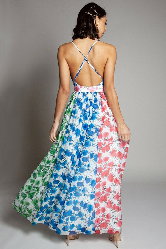 VESTIDO MESH FLOREADO ESCOTE V CON ABERTURAS EN  LAS PIERNAS