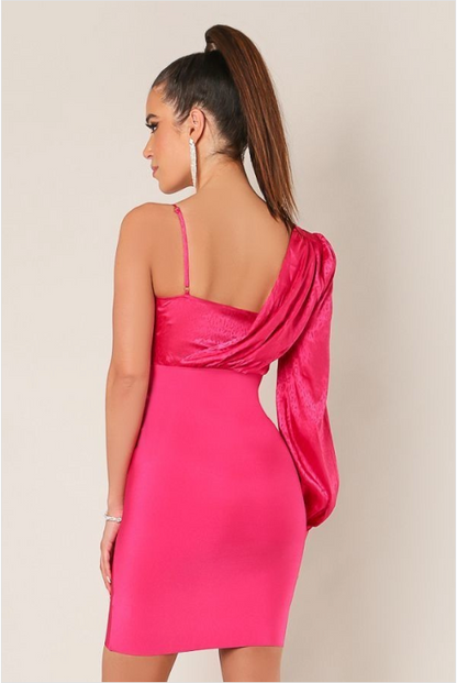 VESTIDO BODYCON FUCSIA MEDIA MANGA