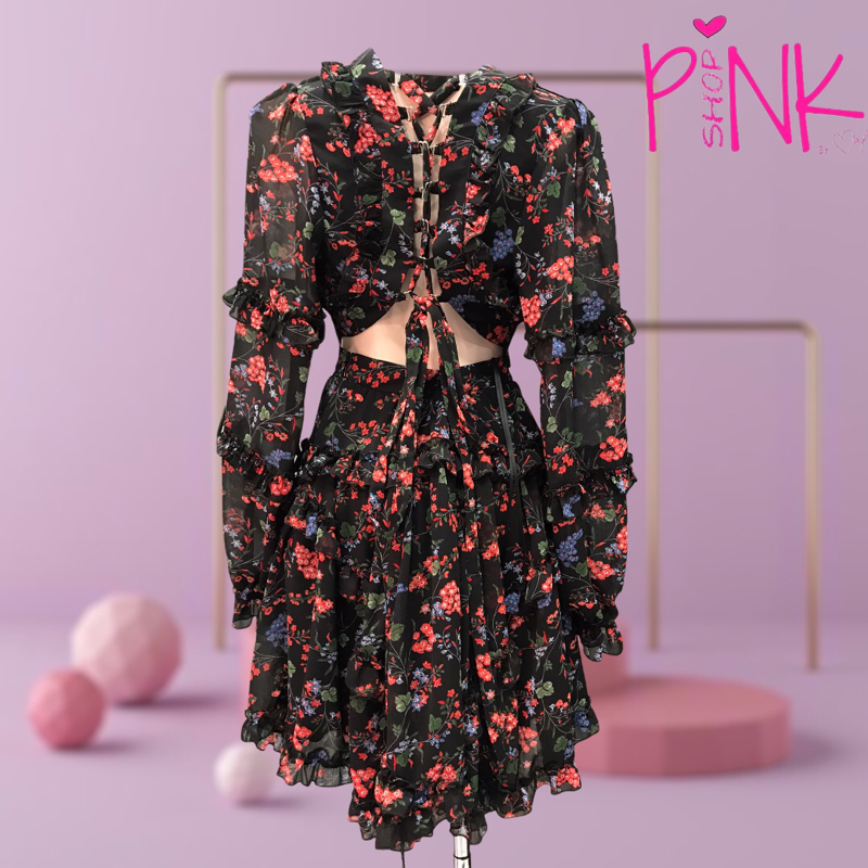 Vestido Vaporoso Escote V de Flores.
