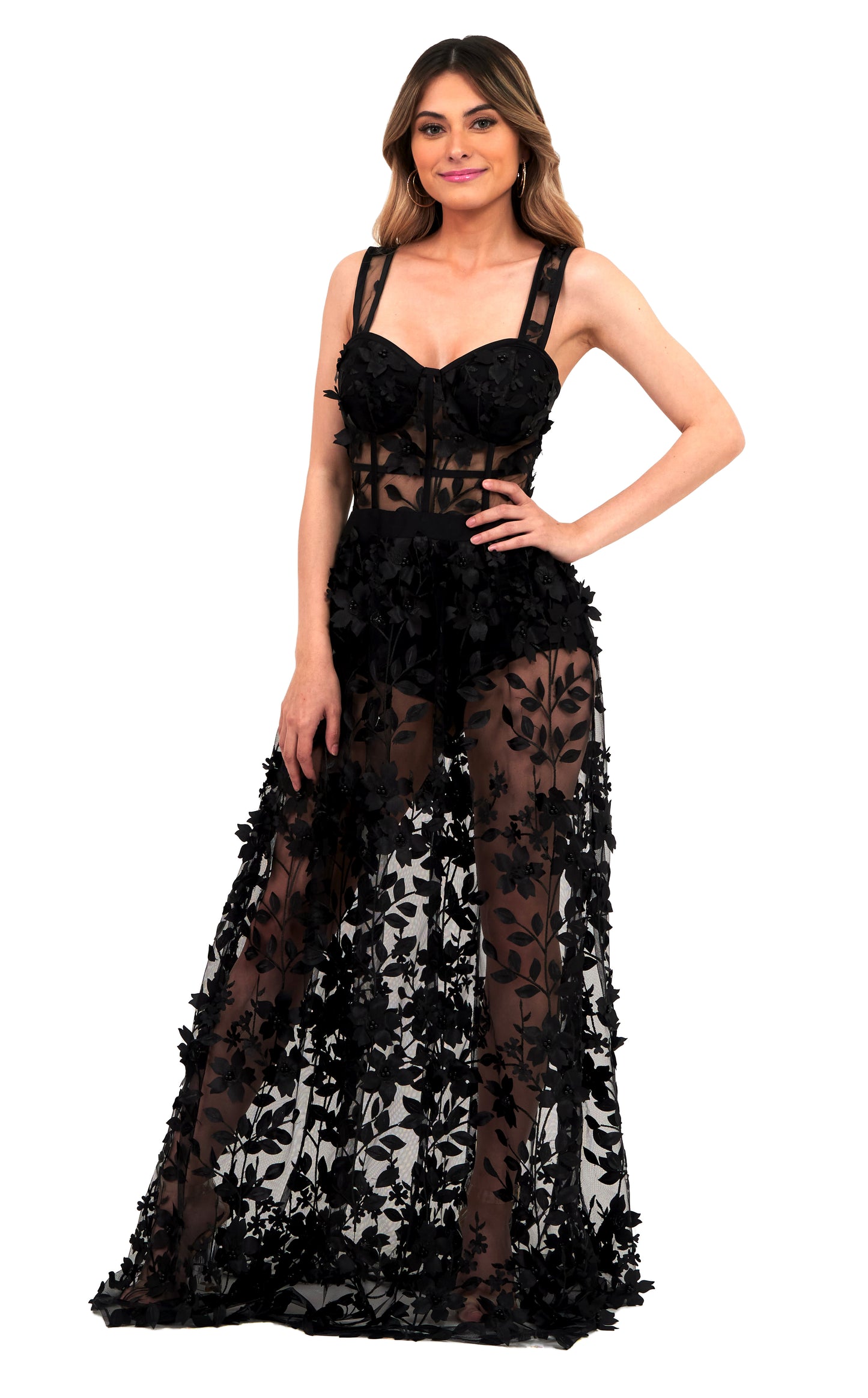 Vestido Negro Tul con Flores 3d Con Transparencia.
