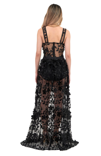 Vestido Negro Tul con Flores 3d Con Transparencia.