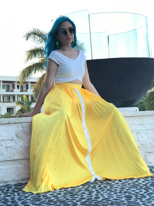Maxi falda plisada amarilla