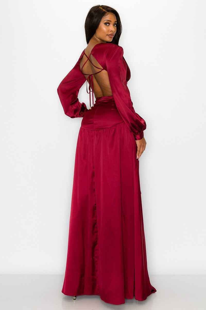 Vestido satinado Rojo con Hebilla manga larga